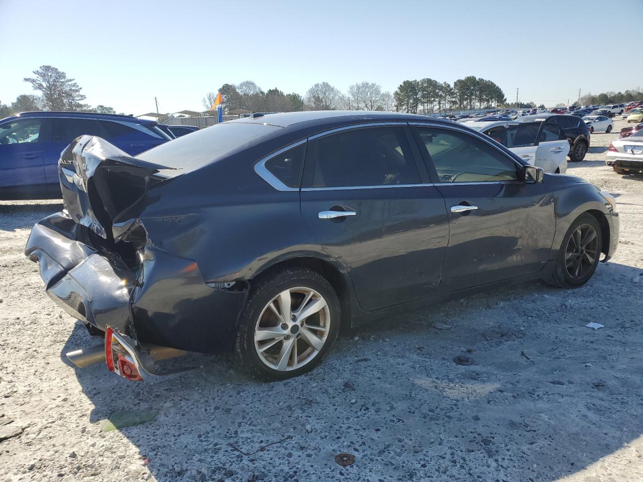 2013 Nissan Altima - Image 3