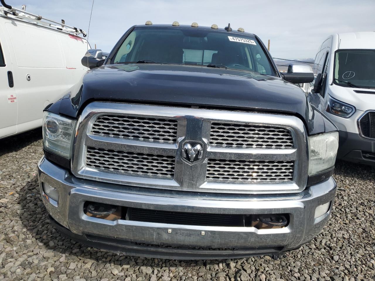 2015 RAM 3500 - Image 5