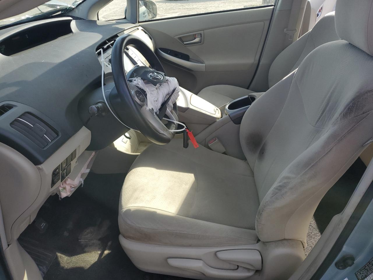 2015 Toyota Prius - Image 7
