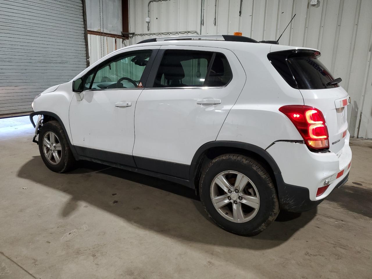 2019 Chevrolet Trax - Image 2