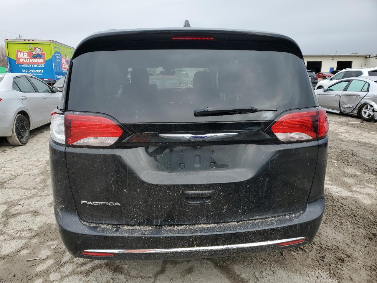 2019 Chrysler Pacifica - Image 6