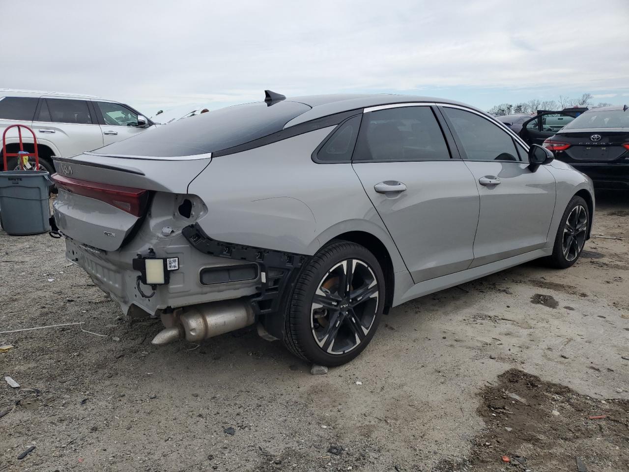 2024 Kia K5 - Image 3