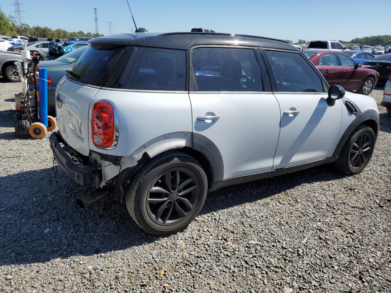 2011 MINI Cooper - Image 3