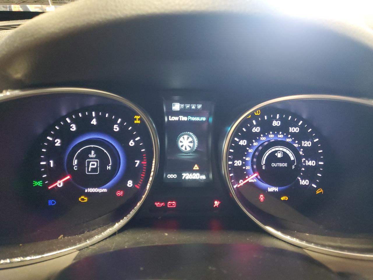 2014 Hyundai Santa Fe - Image 9