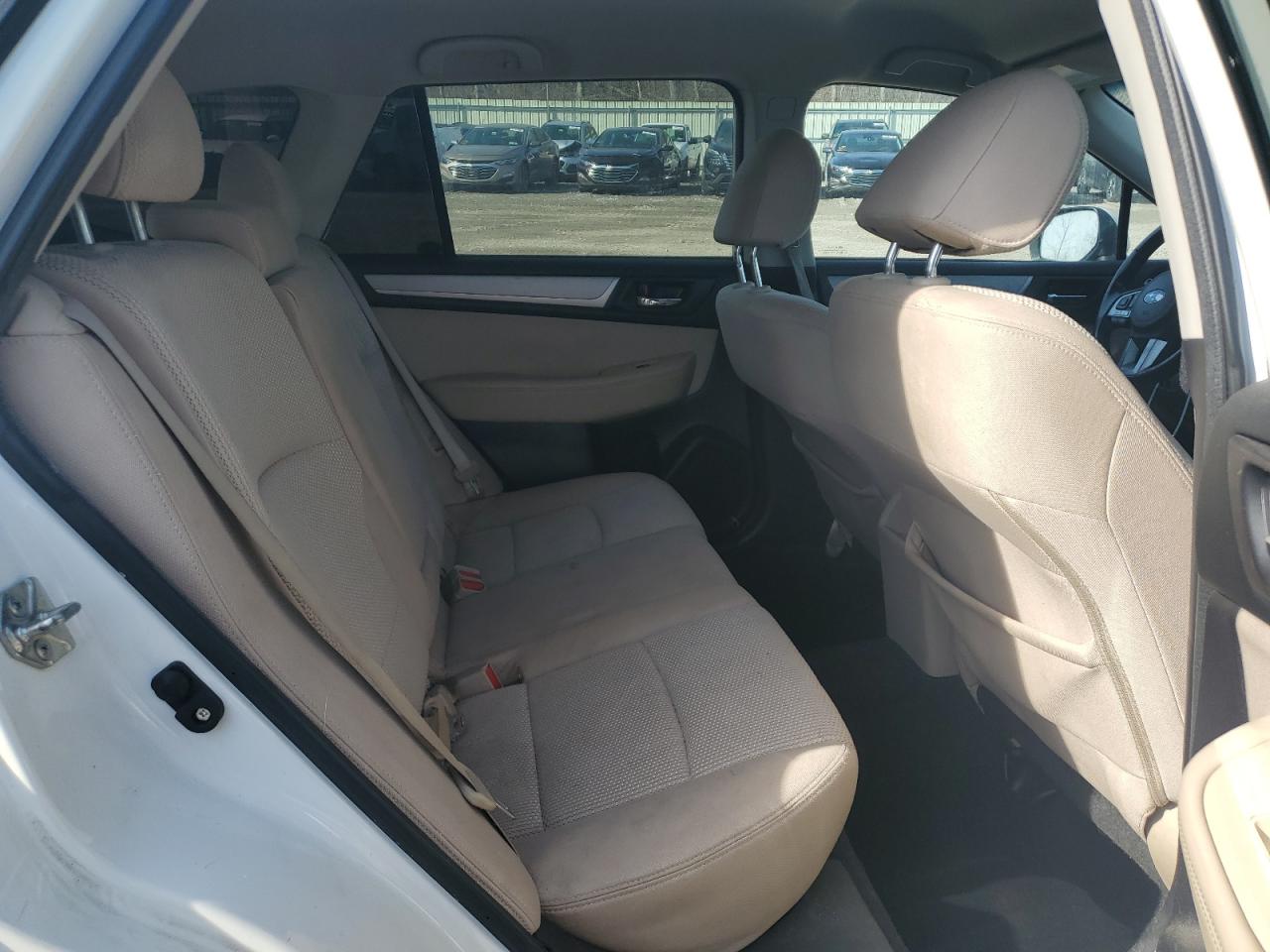 2016 Subaru Outback - Image 10