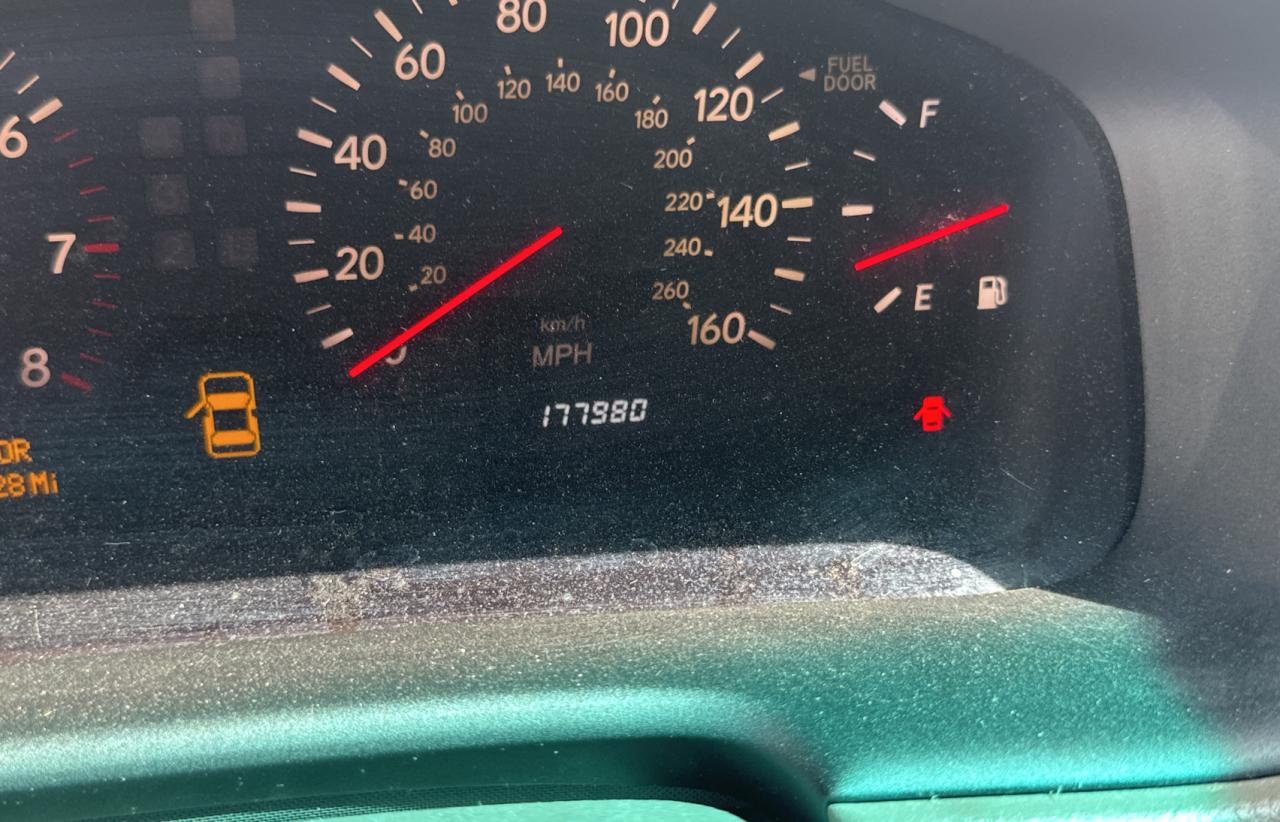 2002 Lexus Ls 430 VIN: JTHBN30F820077295 Lot: 49501835