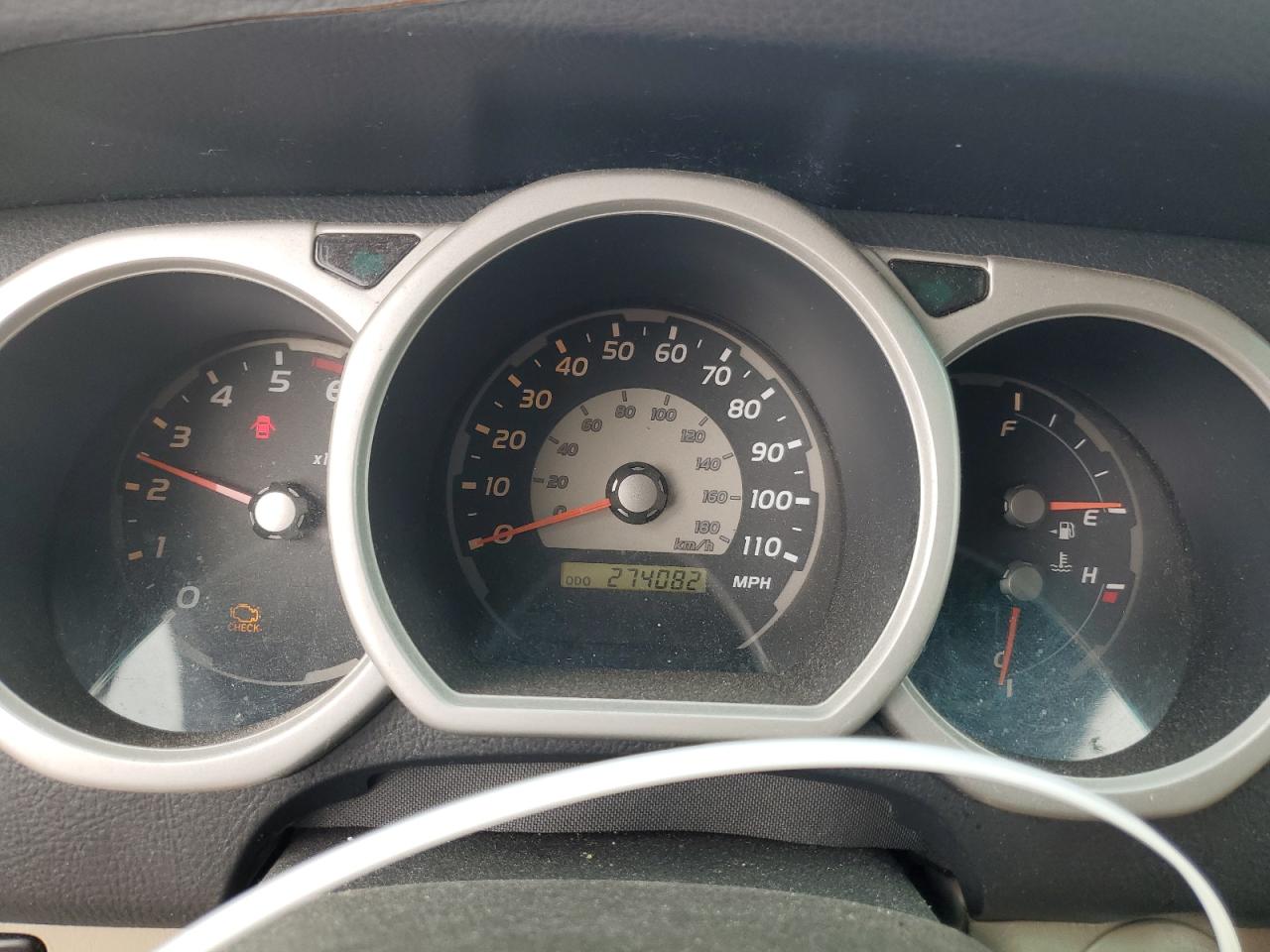 2005 Toyota 4Runner - Image 9