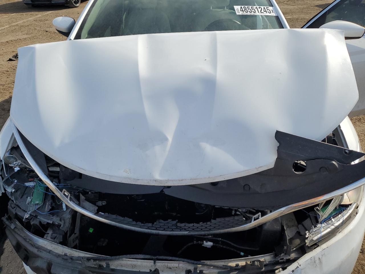 2016 Chrysler 200 - Image 11