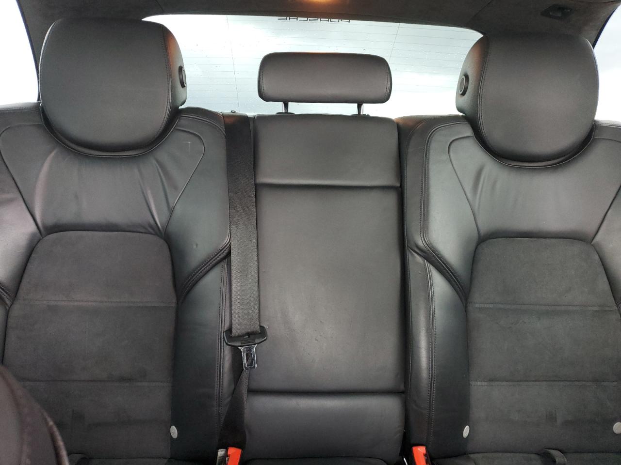 2009 Porsche Cayenne - Image 10