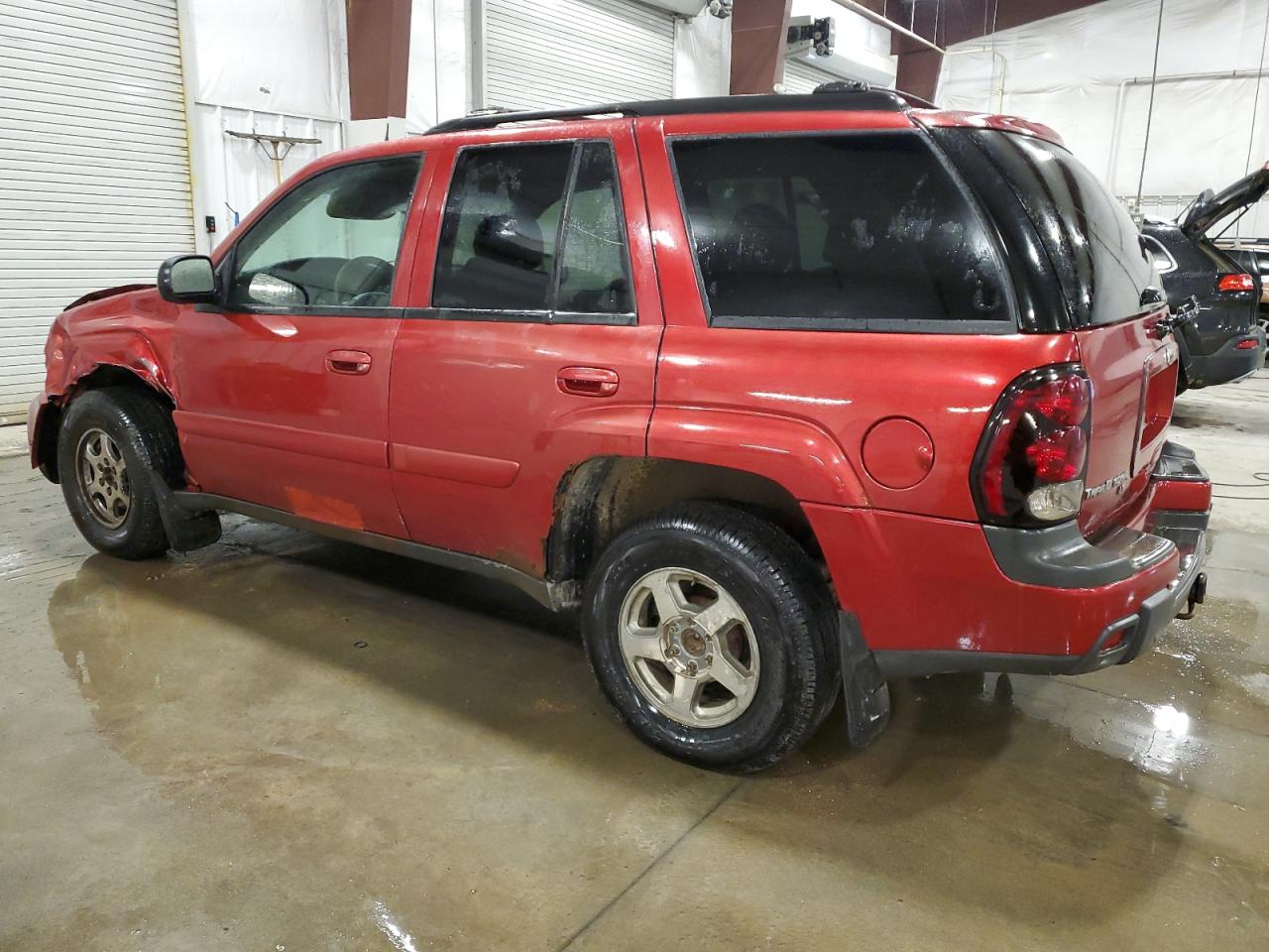 2005 Chevrolet TrailBlazer - Image 2