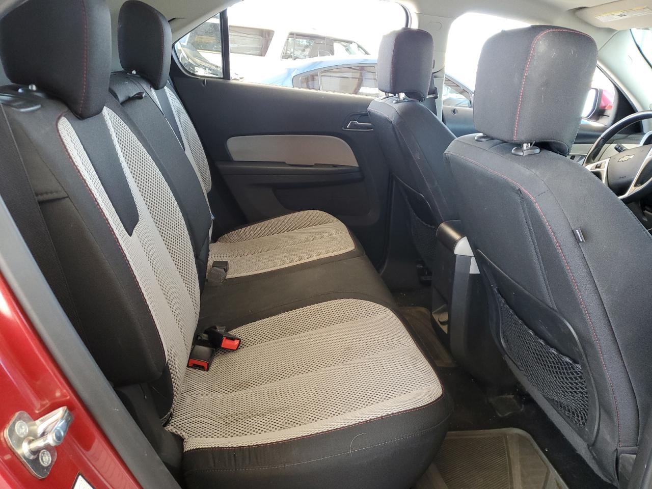 2015 Chevrolet Equinox - Image 11
