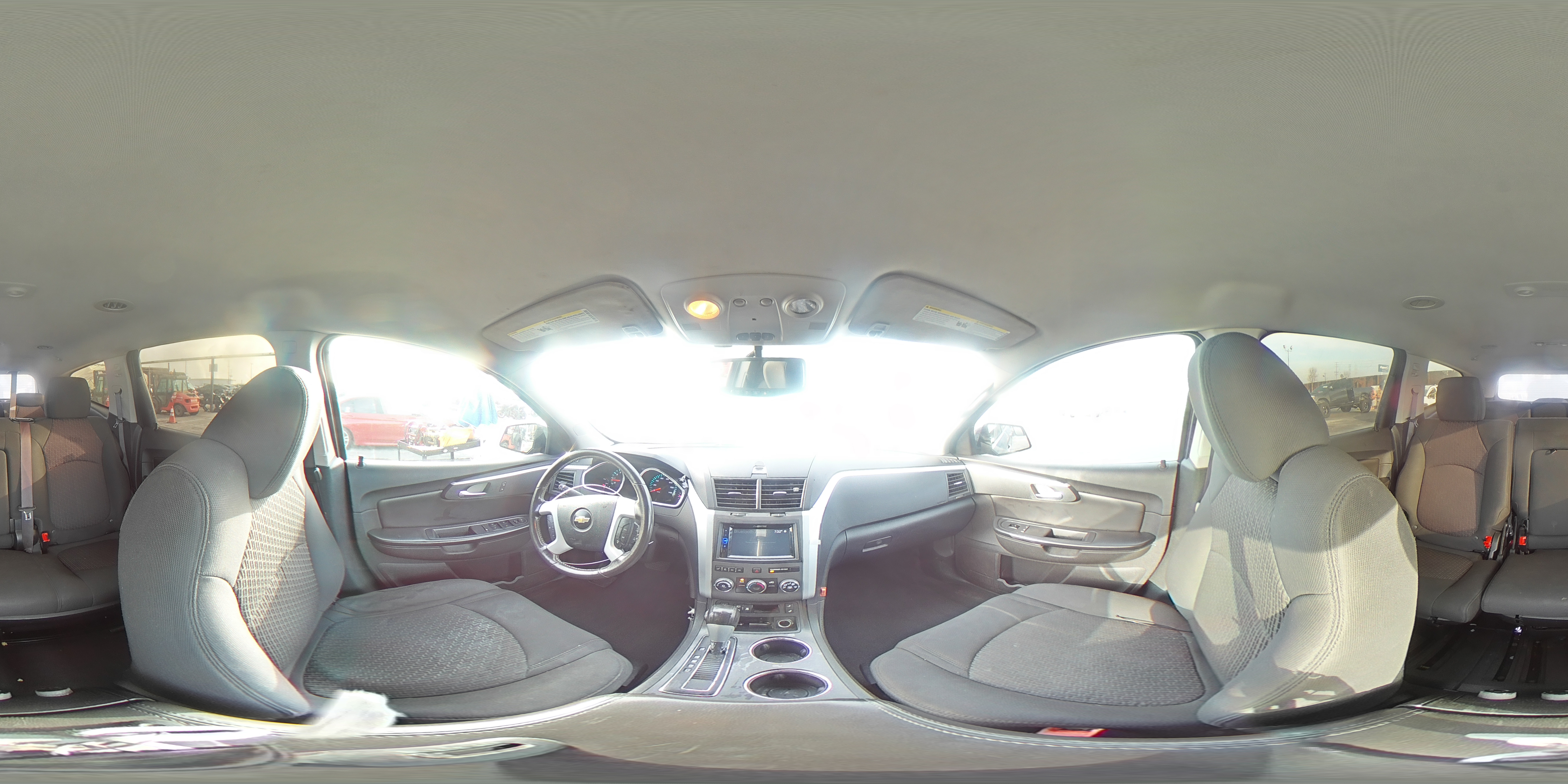 2011 Chevrolet Traverse - Image 14