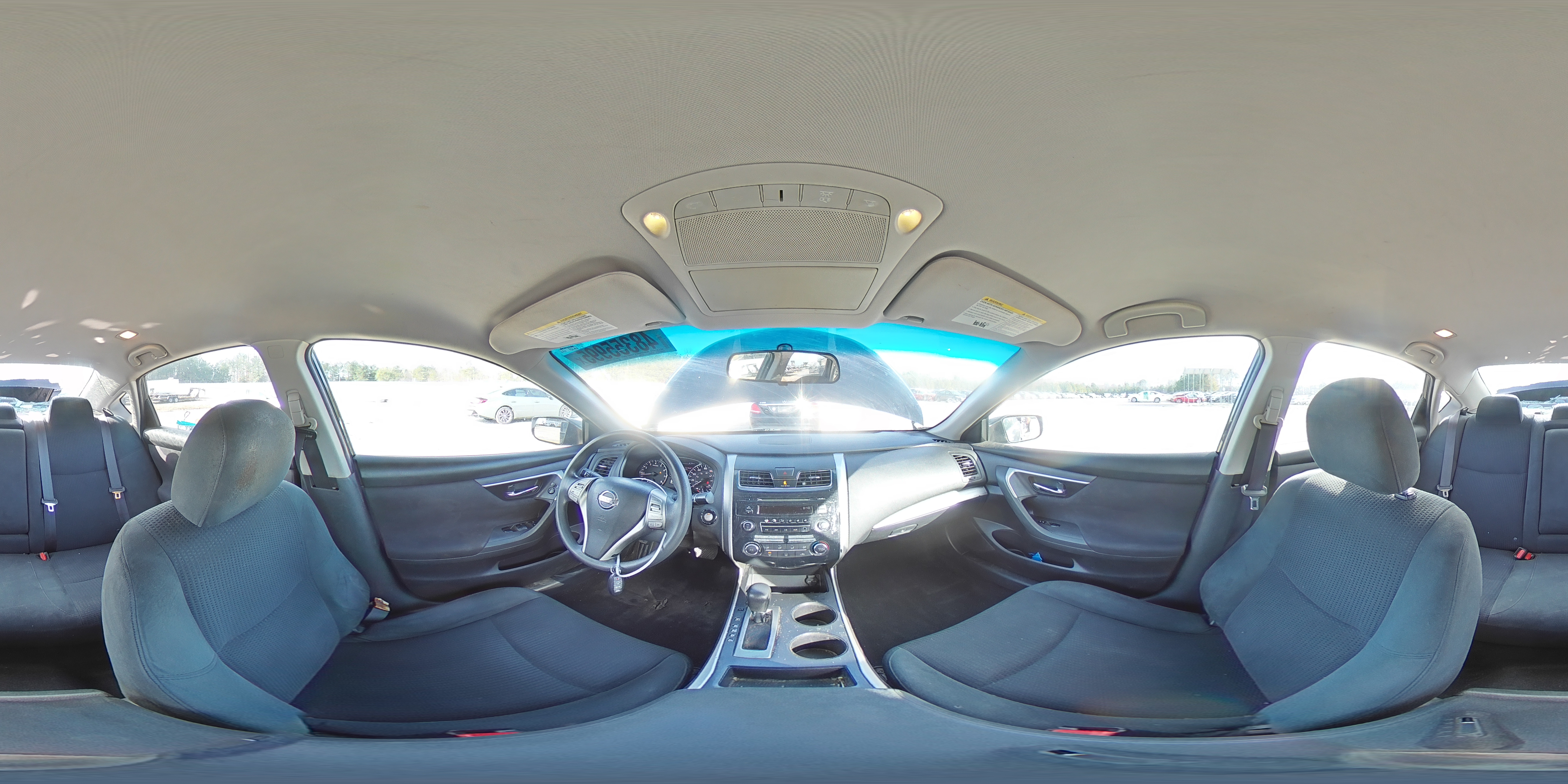 2015 Nissan Altima - Image 12