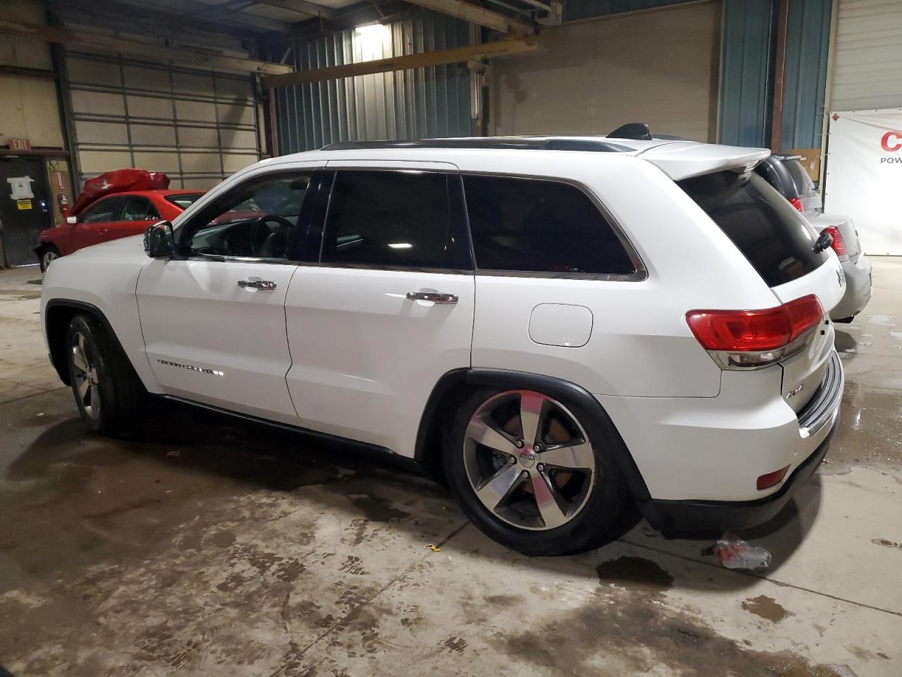 2015 Jeep Grand Cherokee - Image 2