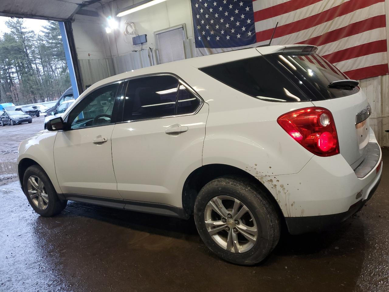 2015 Chevrolet Equinox - Image 2