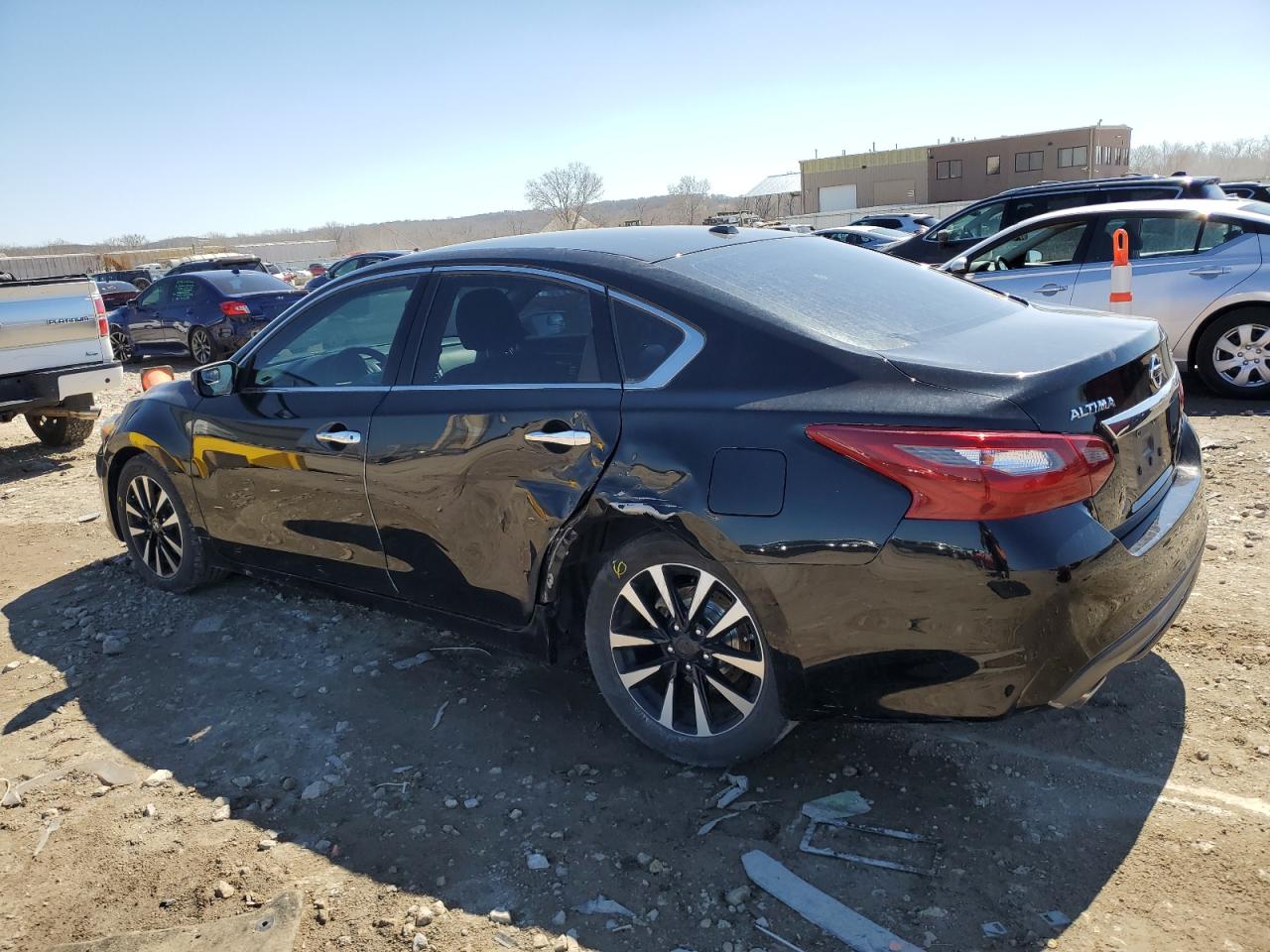 1N4AL3AP5JC182051 NISSAN ALTIMA 2018