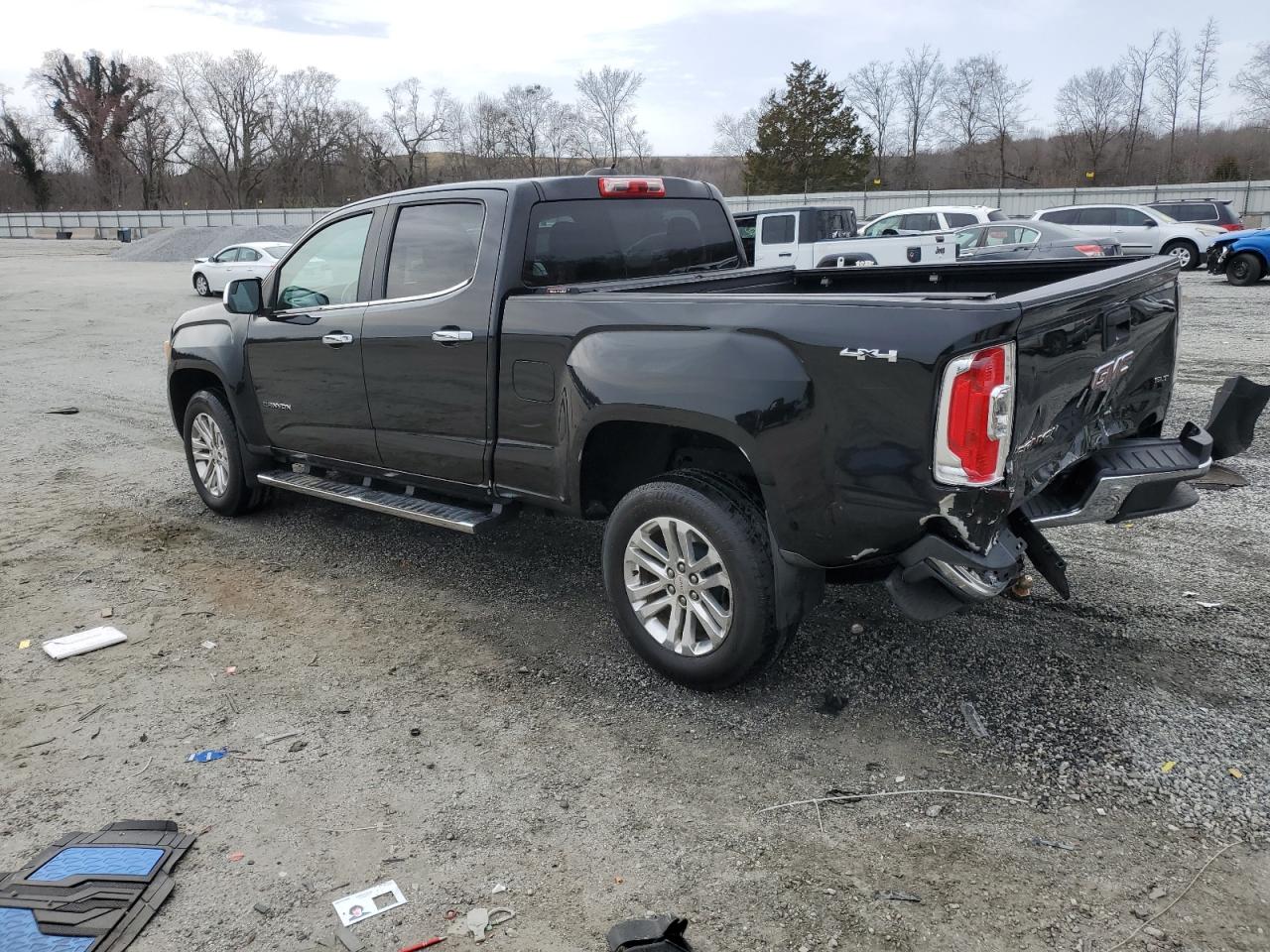 2015 GMC Canyon - Image 2