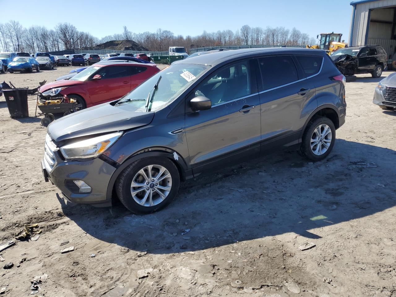1FMCU0GD8HUB57253 FORD ESCAPE 2017