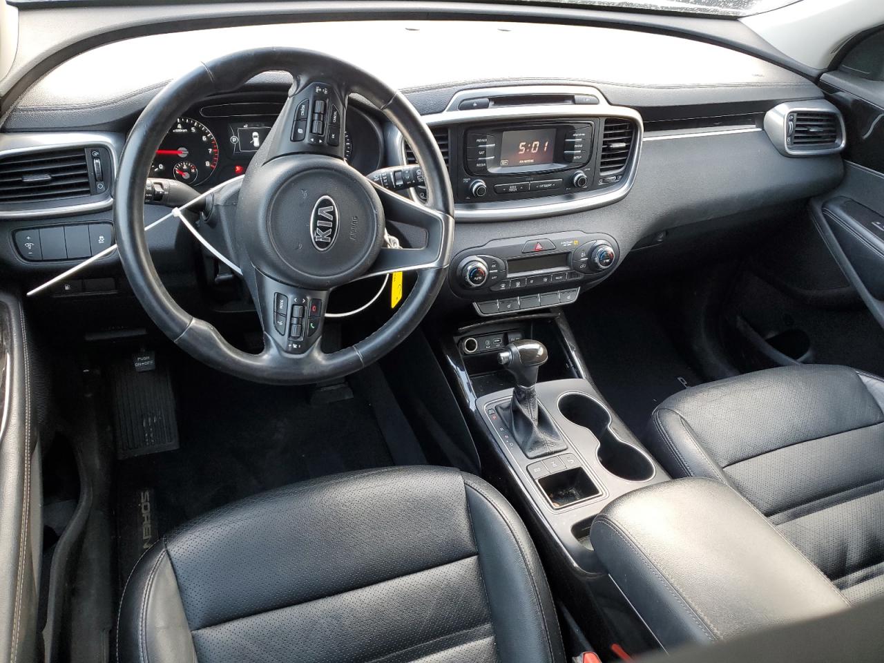 2016 Kia Sorento - Image 8