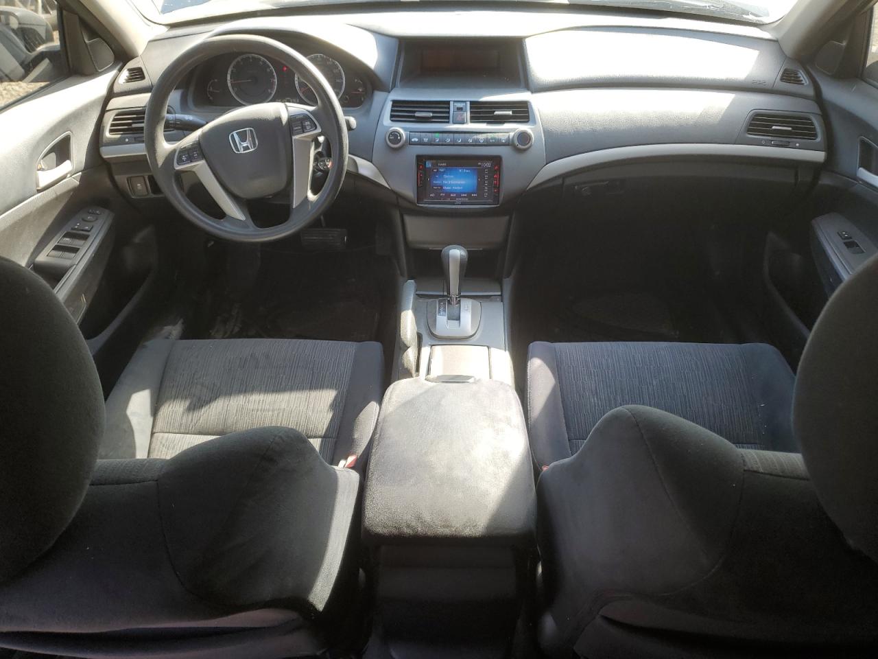 2011 Honda Accord - Image 8