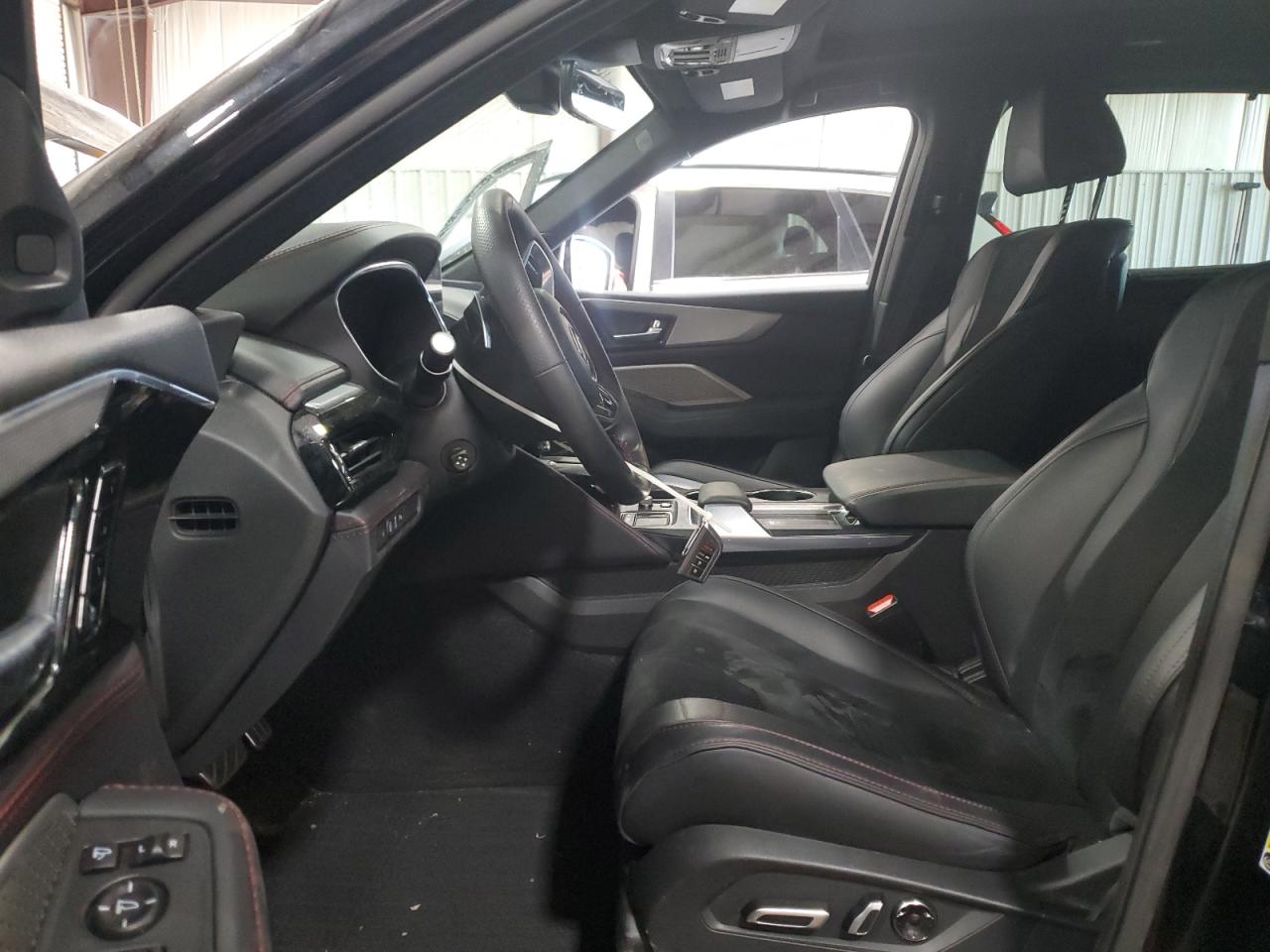 2023 Acura MDX - Image 7