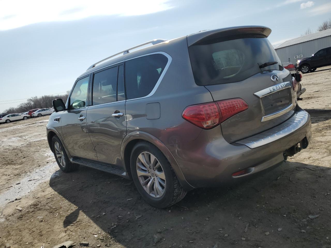2017 Infiniti QX80 - Image 2
