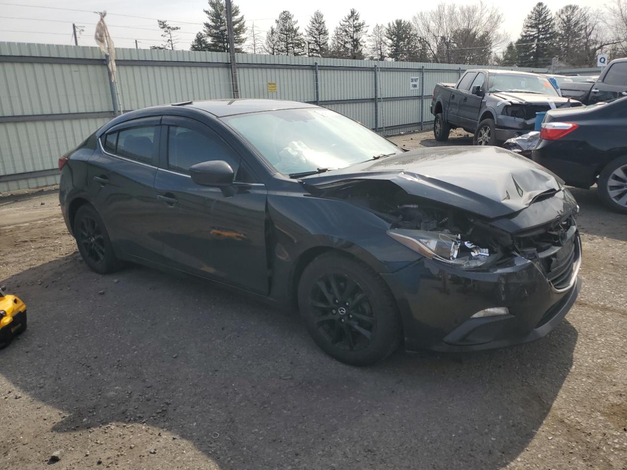 2016 Mazda 3 - Image 4