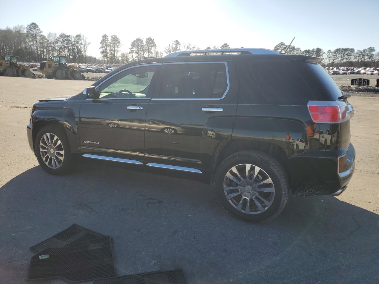 2017 GMC Terrain - Image 2