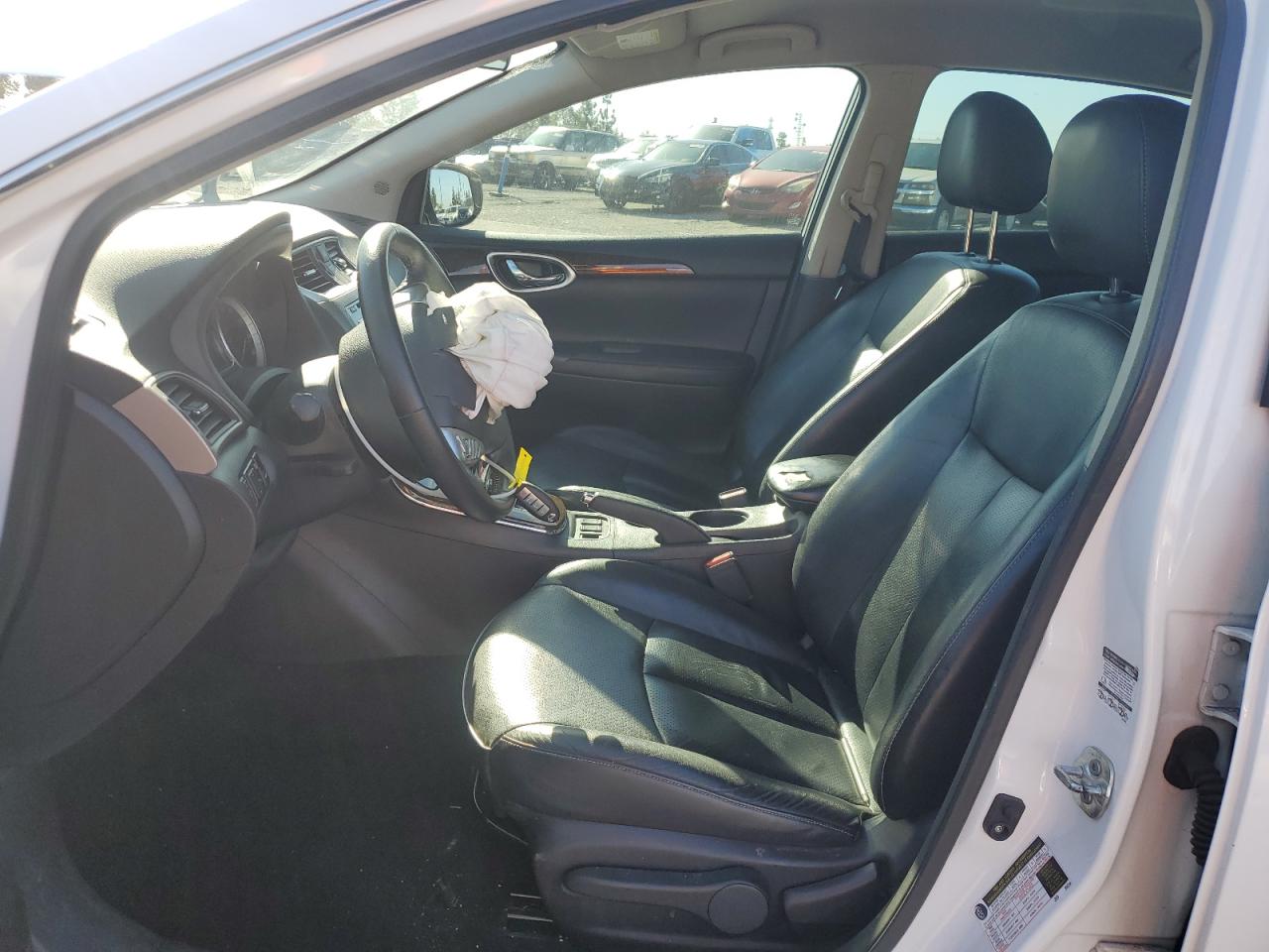 2014 Nissan Sentra - Image 7