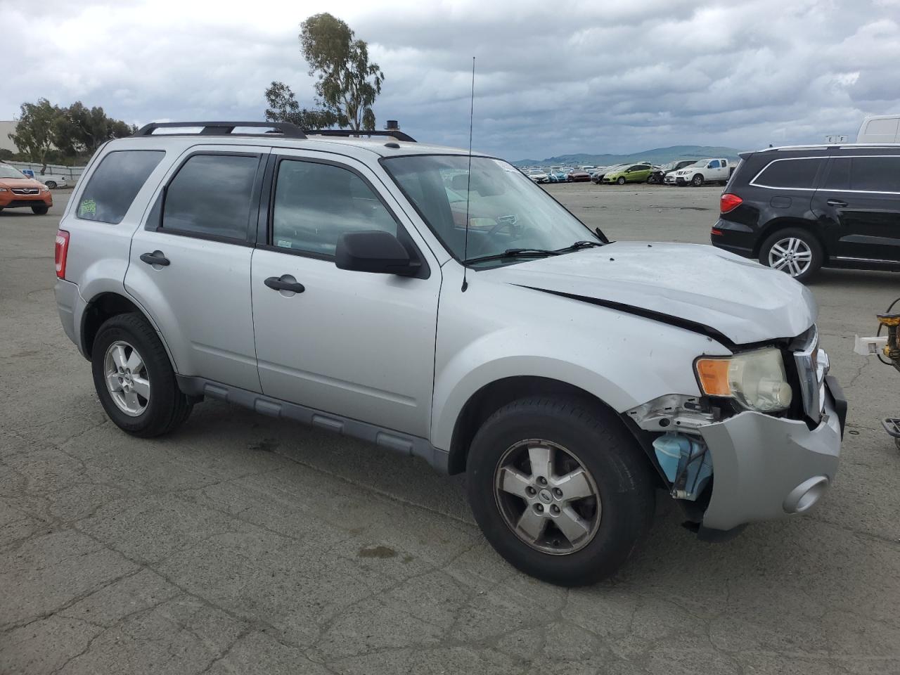 2009 Ford Escape - Image 4