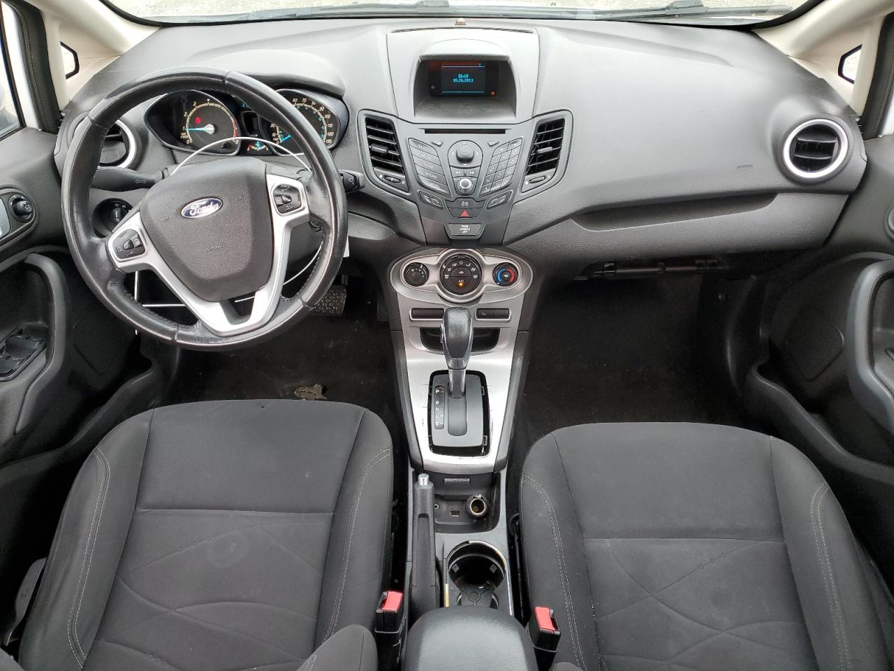 2014 Ford Fiesta - Image 8