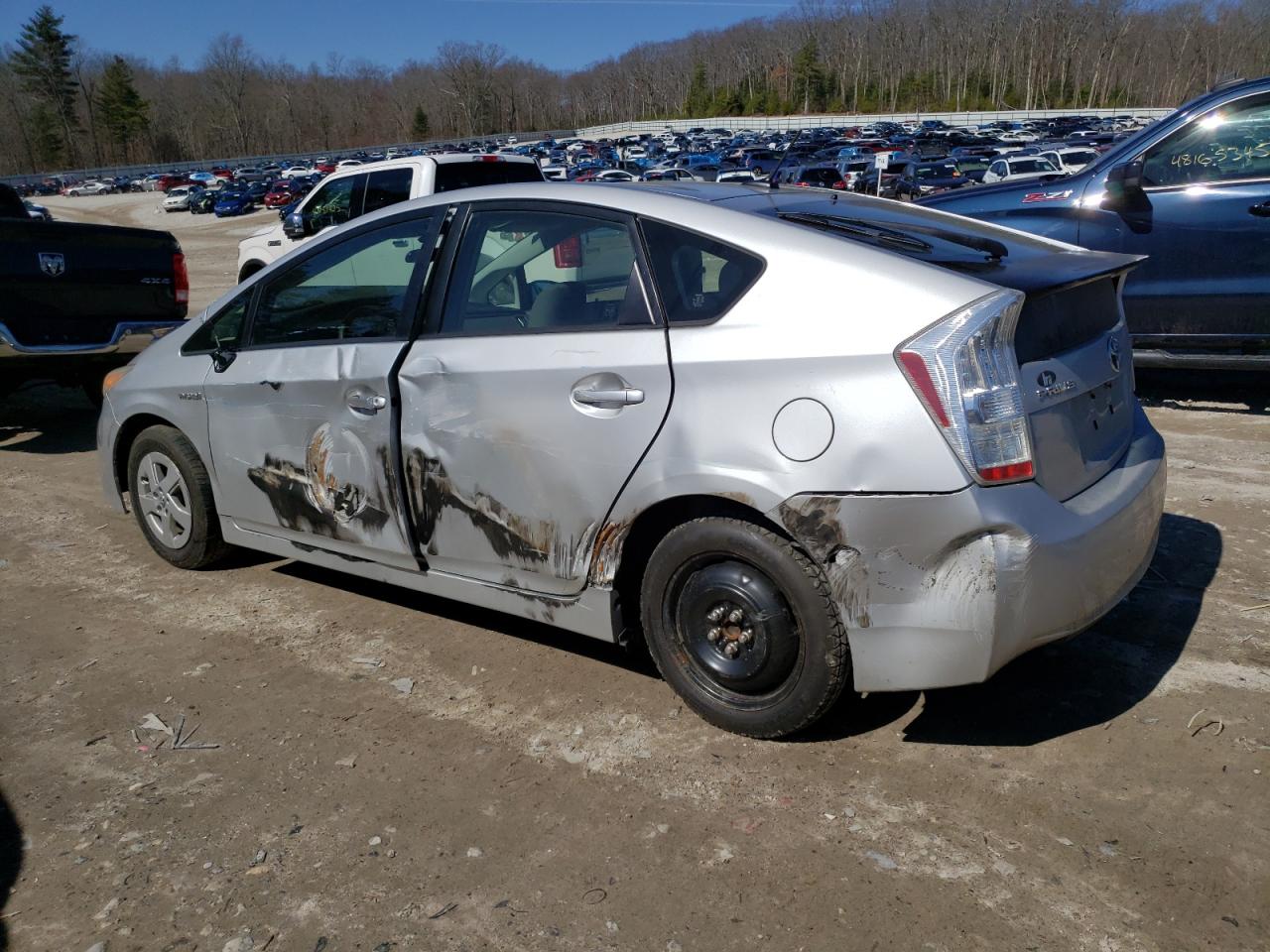 2011 Toyota Prius - Image 2