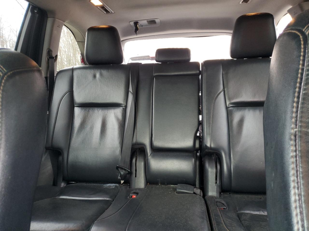 5TDJZRFH4KS579067 TOYOTA HIGHLANDER 2019