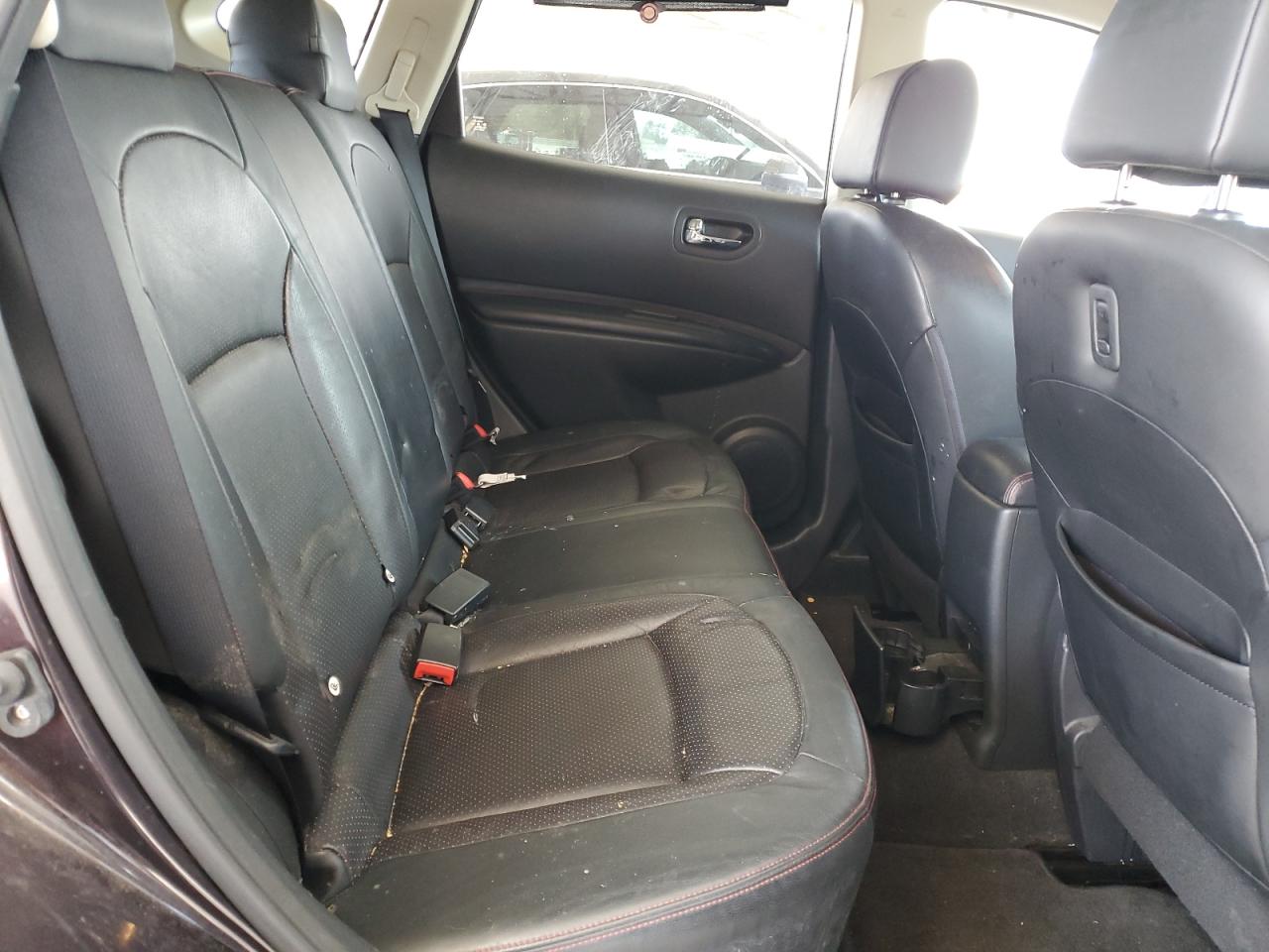2013 Nissan Rogue - Image 11