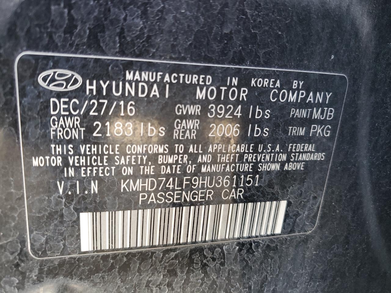2017 Hyundai Elantra - Image 12