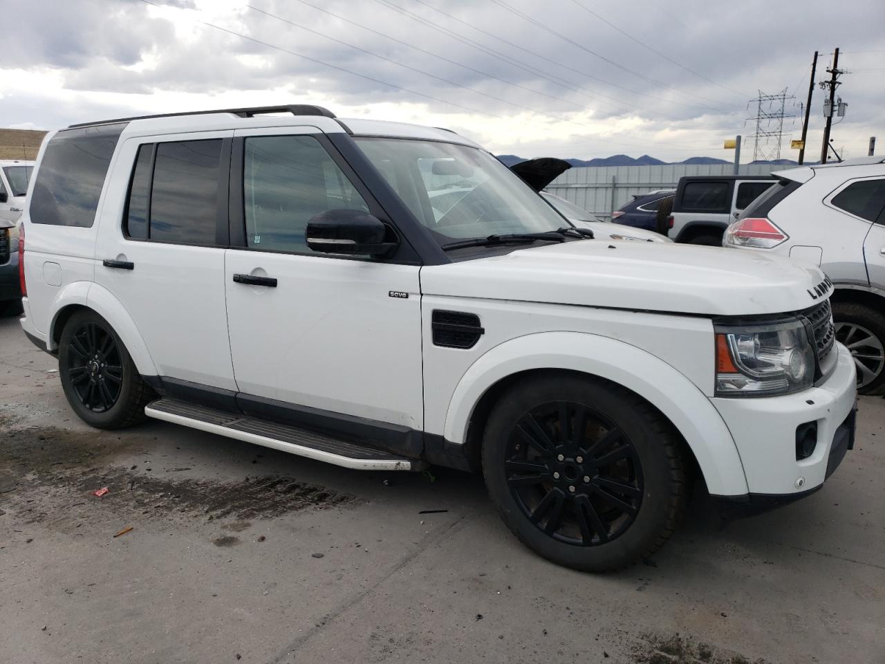 2015 Land Rover LR4 - Image 4