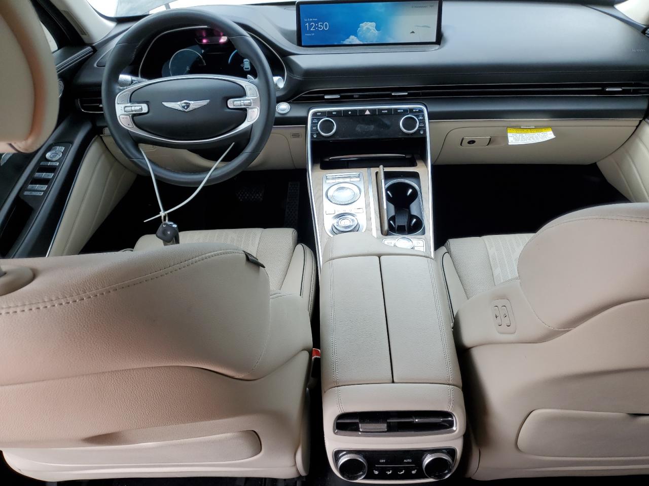 2022 Genesis GV80 - Image 8