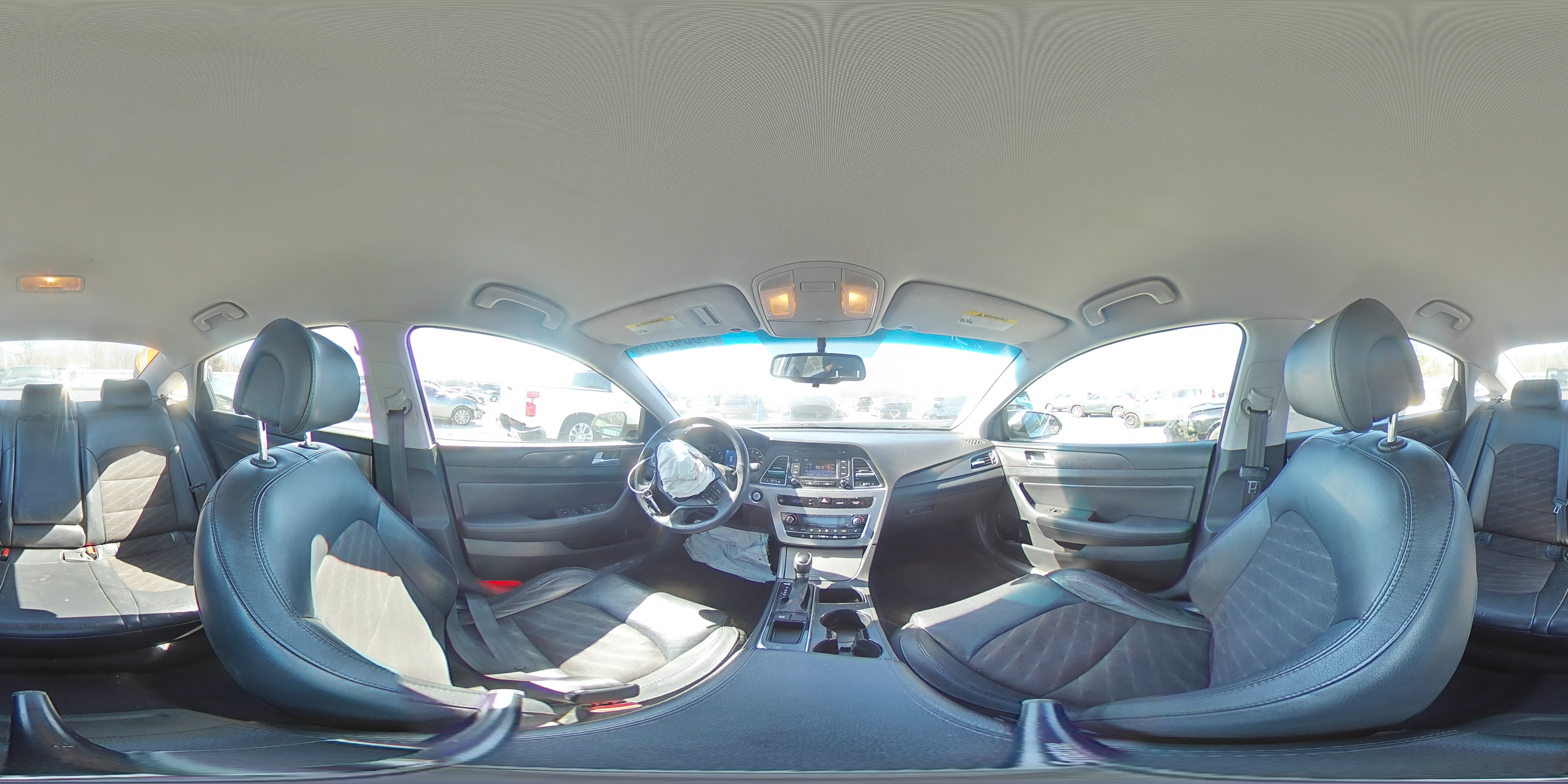 2015 Hyundai Sonata - Image 12