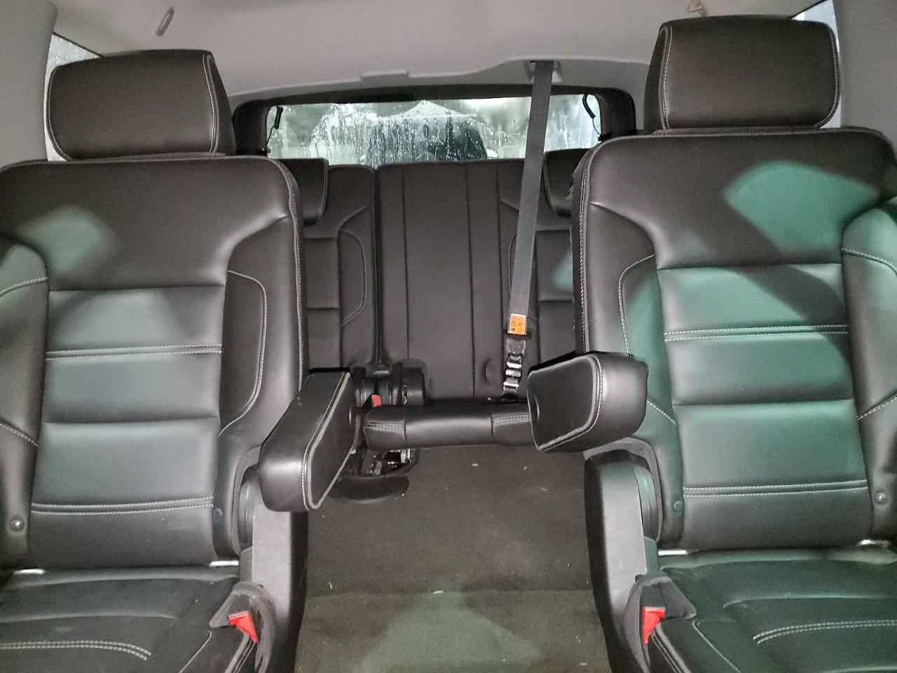 2018 GMC Yukon - Image 10