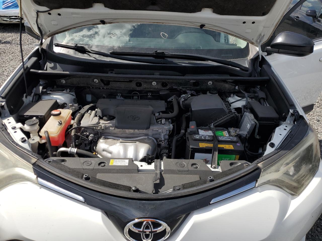 2016 Toyota RAV 4 - Image 12