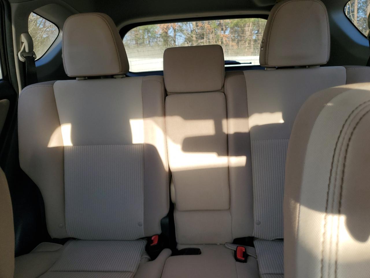 2015 Toyota RAV 4 - Image 10