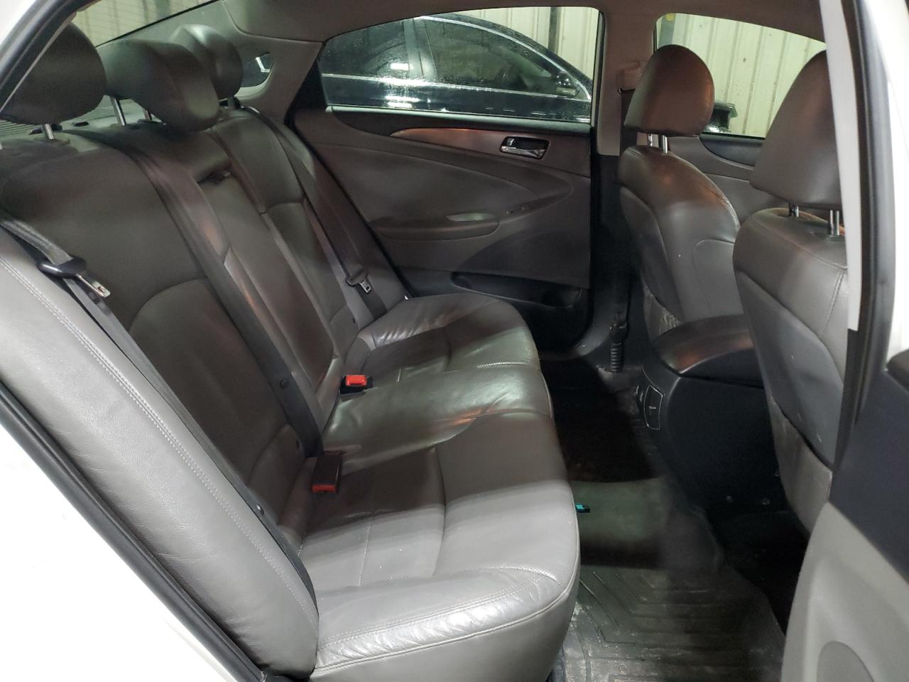 2013 Hyundai Sonata Hybrid VIN: KMHEC4A48DA088569 Lot: 50625375