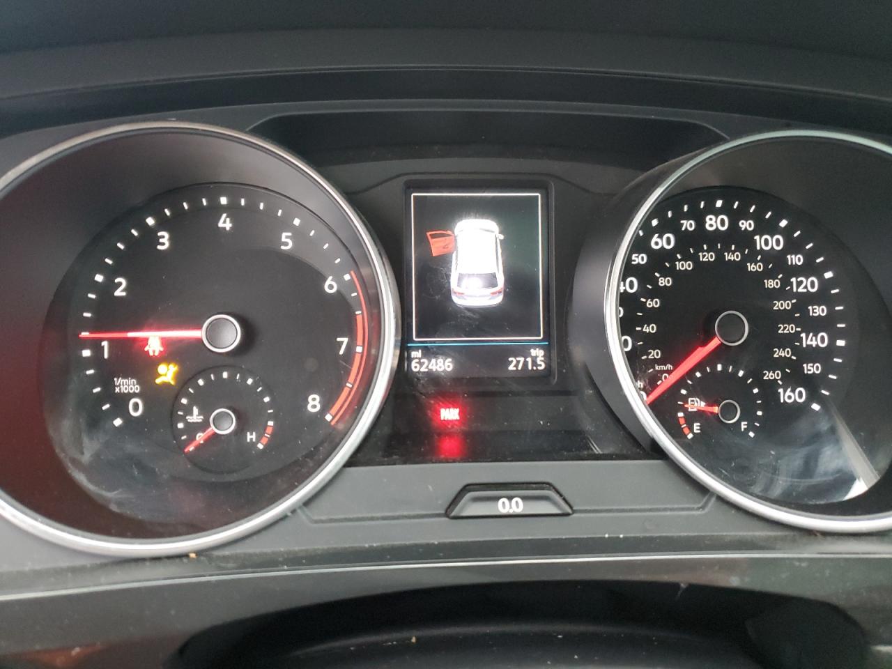 2018 Volkswagen Tiguan - Image 9