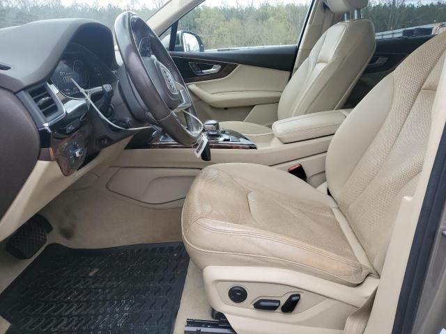  AUDI Q7 2017 Цвет загара