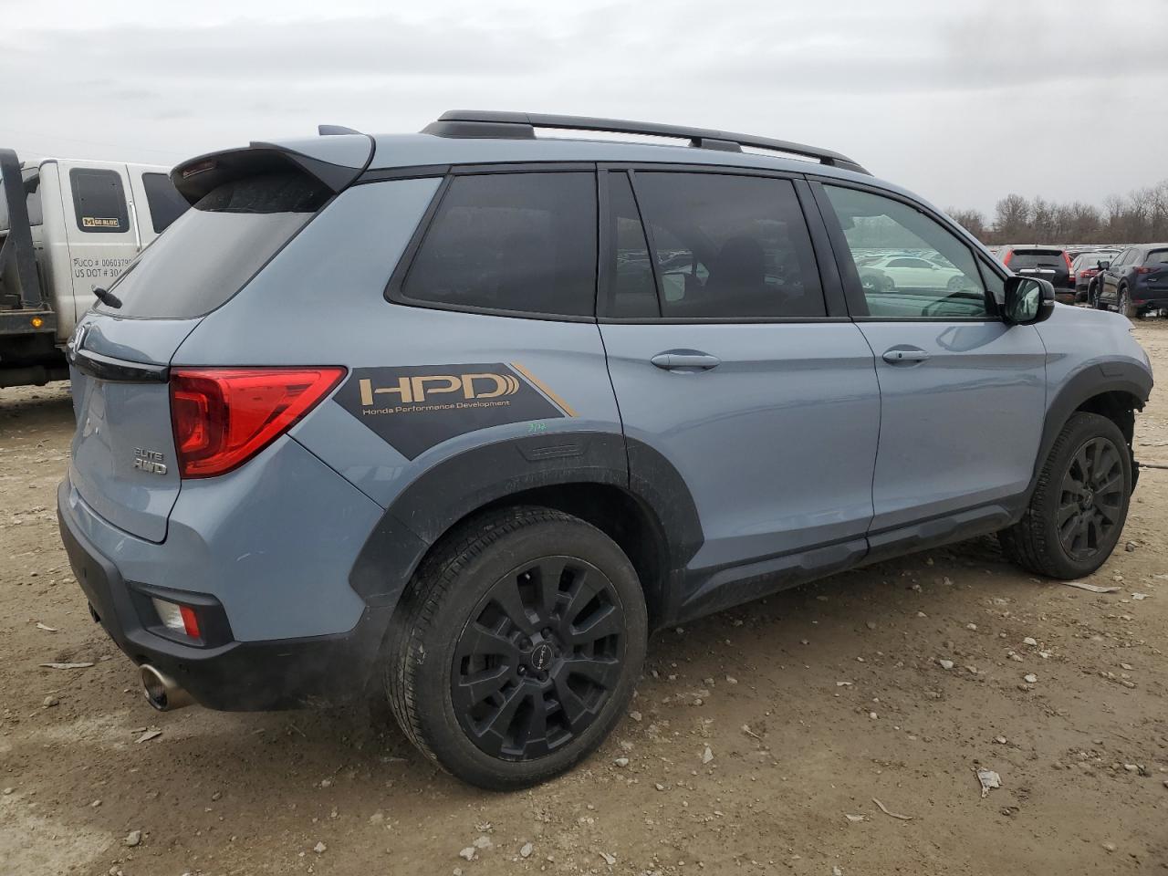 2022 Honda Passport - Image 3