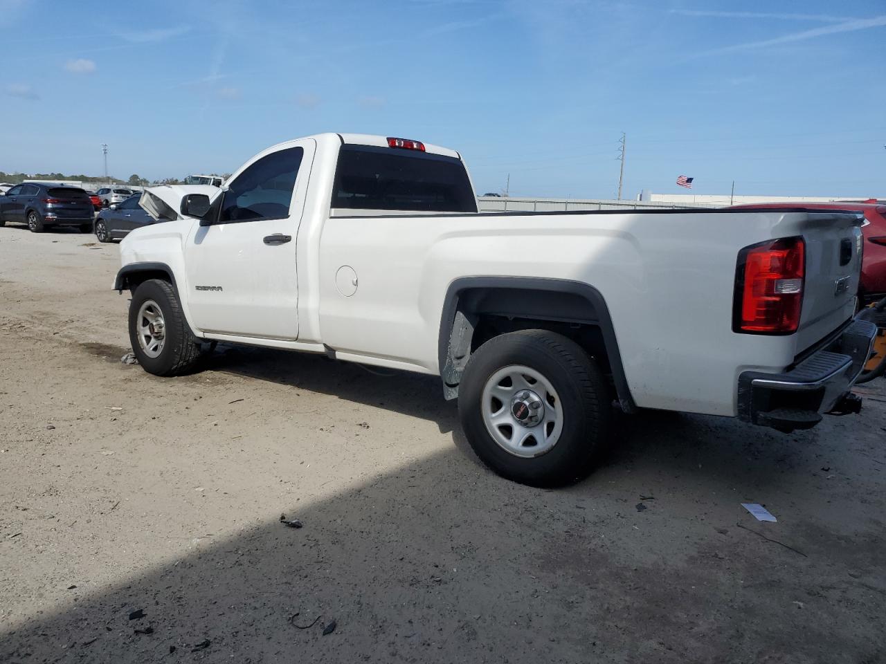 2018 GMC Sierra - Image 2