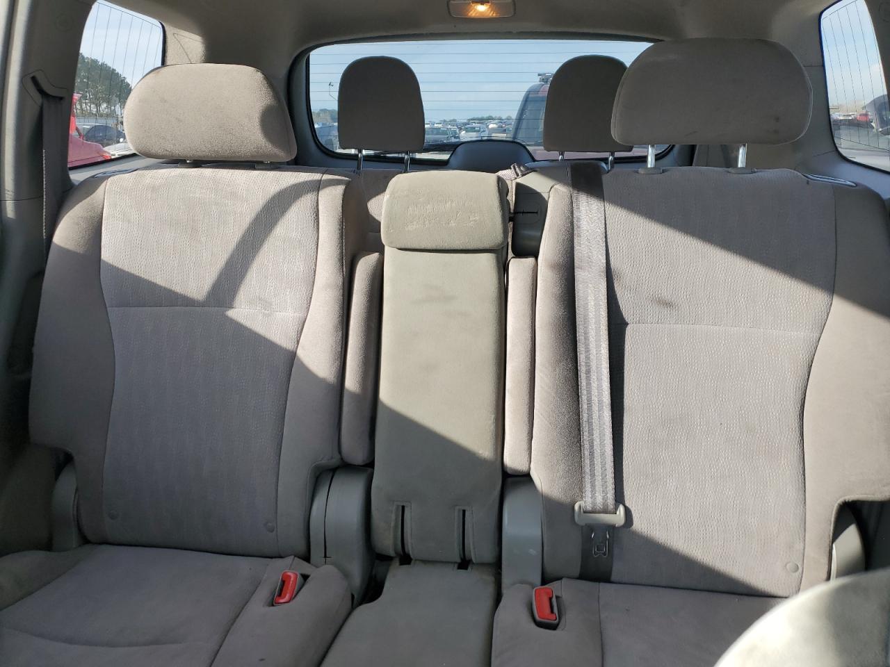 2013 Toyota Highlander - Image 10