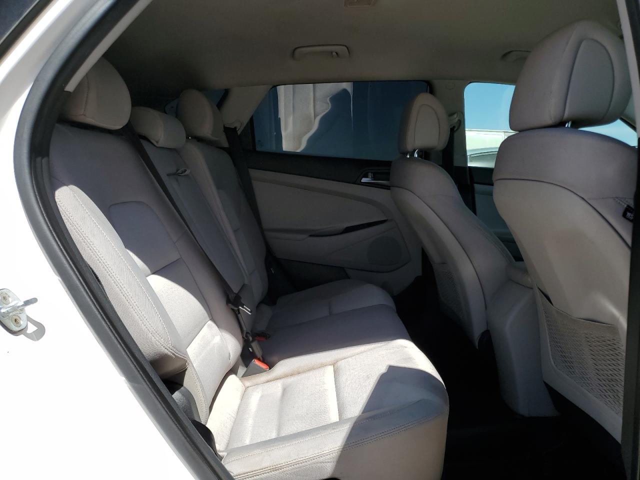 2017 Hyundai Tucson - Image 11
