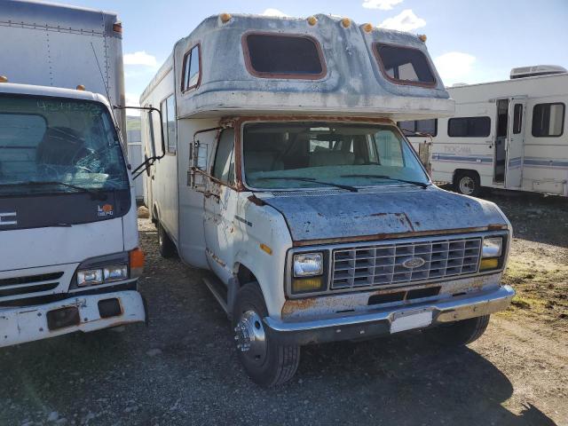 1985 FORD ECONOLINE E350 CUTAWAY VAN   à vendre chez Copart CA - MARTINEZ