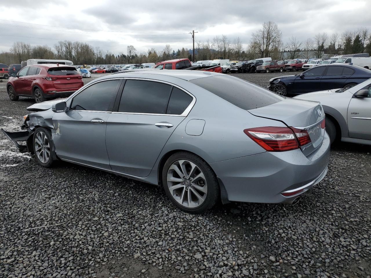 1HGCR3F8XGA008226 HONDA ACCORD 2016